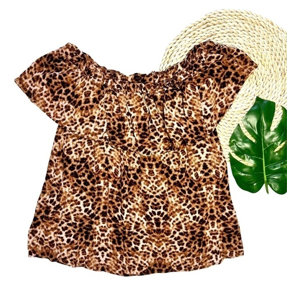Entro Boutique Leopard Catimal Animal Print Off The Shoulder Top Blouse Size M - Picture 5 of 17